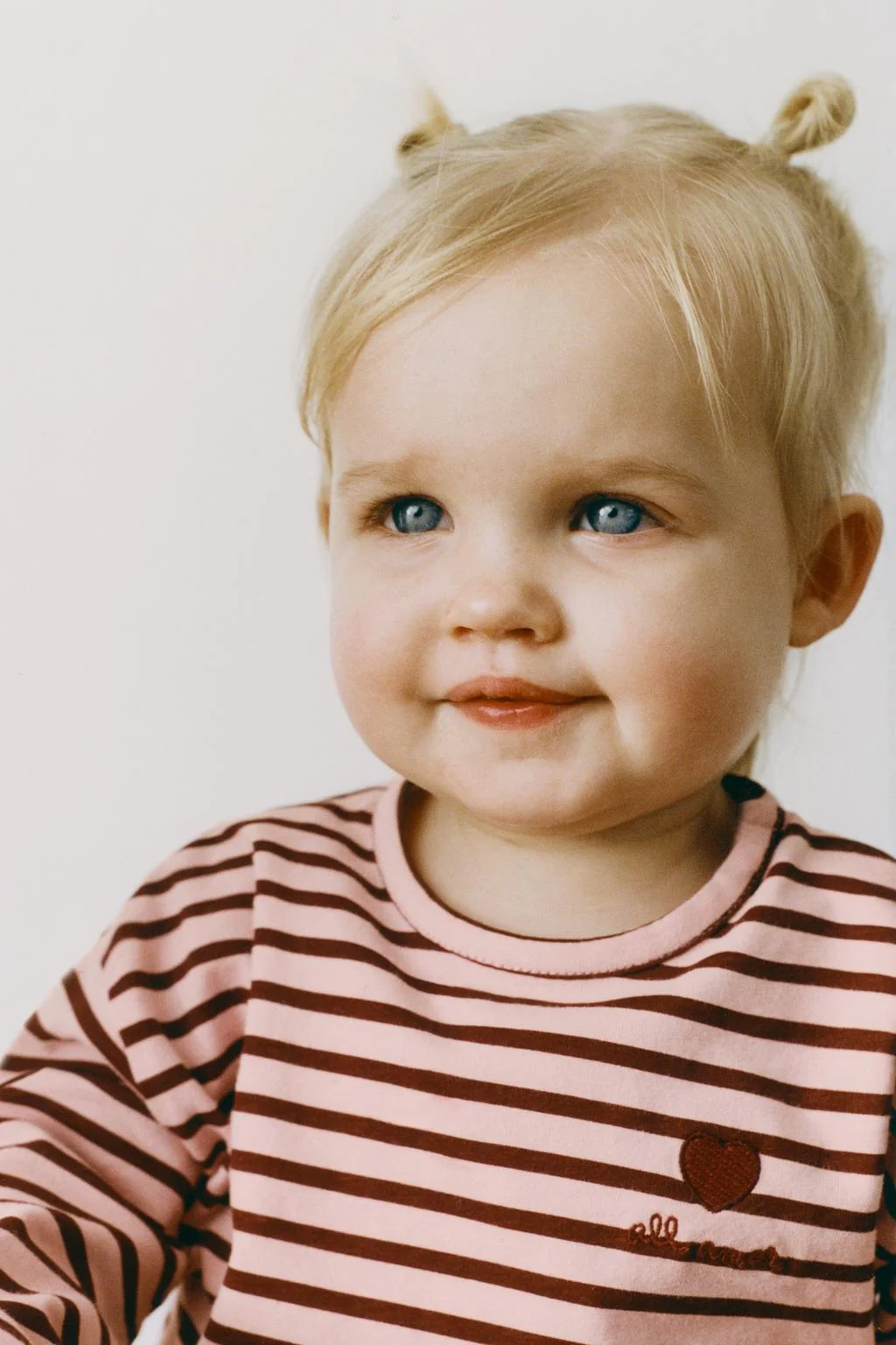 Футболка в полоску с вышивкой сердца — ДЛИННЫЙ РУКАВ