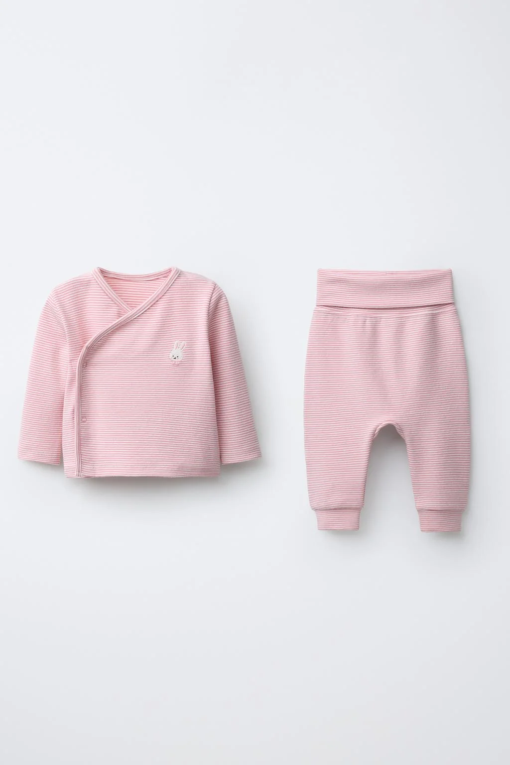 Набор: полосатые брюки и футболка с вышитым кроликом — ДЛИННЫЙ РУКАВ