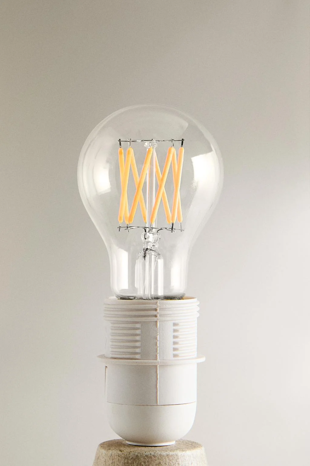 Лампочка LED TALA 2500K | цоколь E27