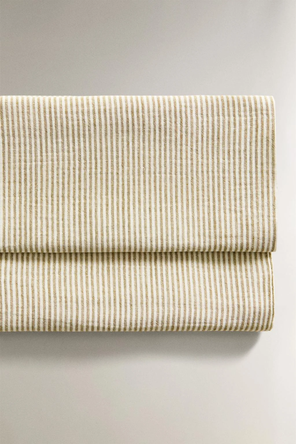 Полосатый муселиновый набор простыней для детской кроватки