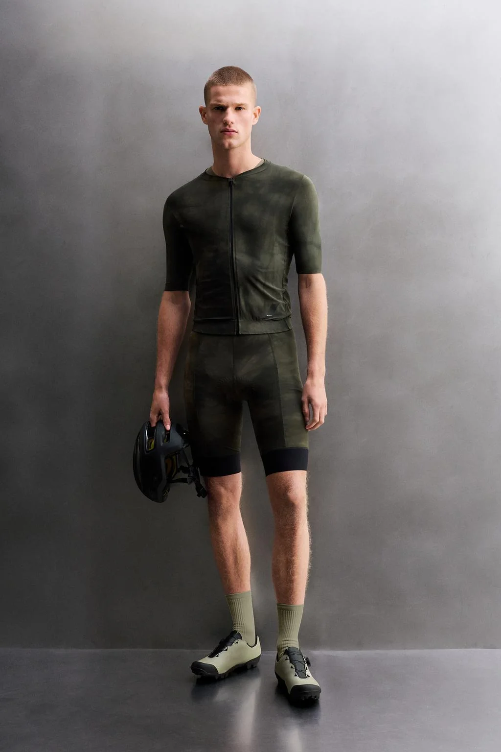 GRAVEL SHORT SLEEVE JERSEY