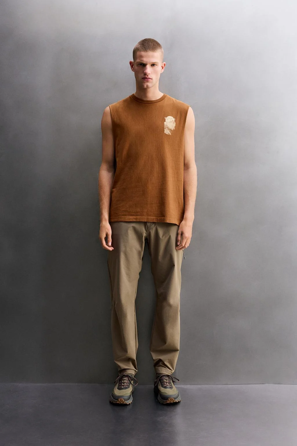 CONTRAST PRINT TANK TOP