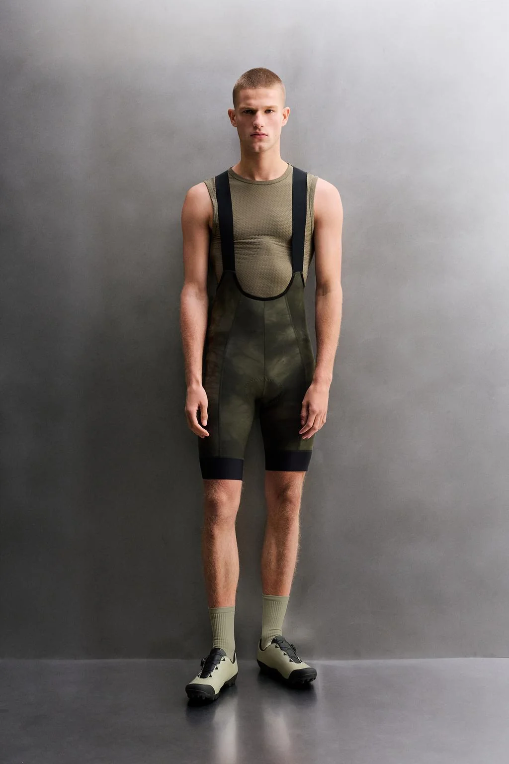 GRAVEL CYCLING BIB SHORTS