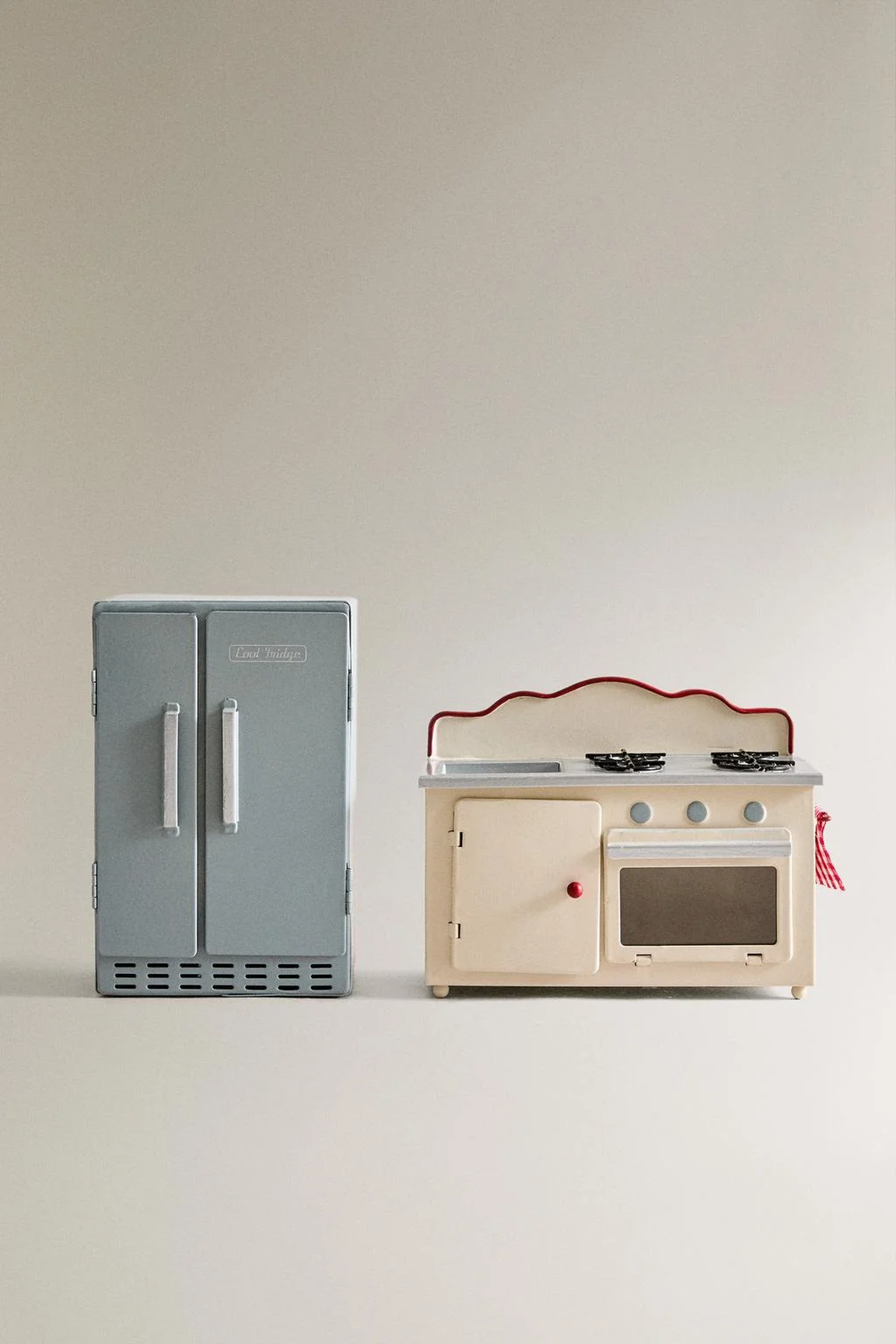 Набор игрушек кухня для кукольного домика