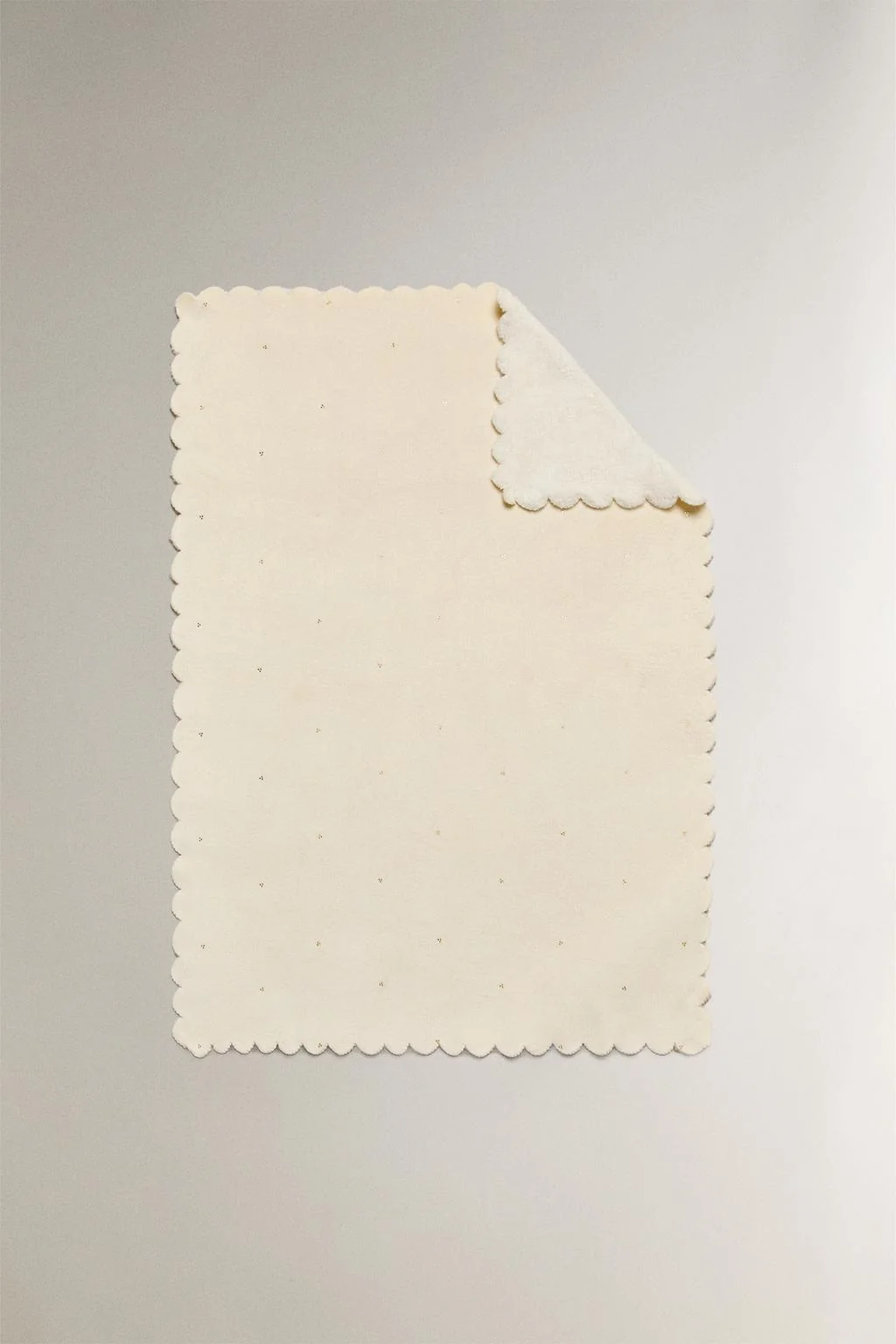 Детское флисовое одеяло с блестящей вышивкой — Площадки для новрожки | кресташки