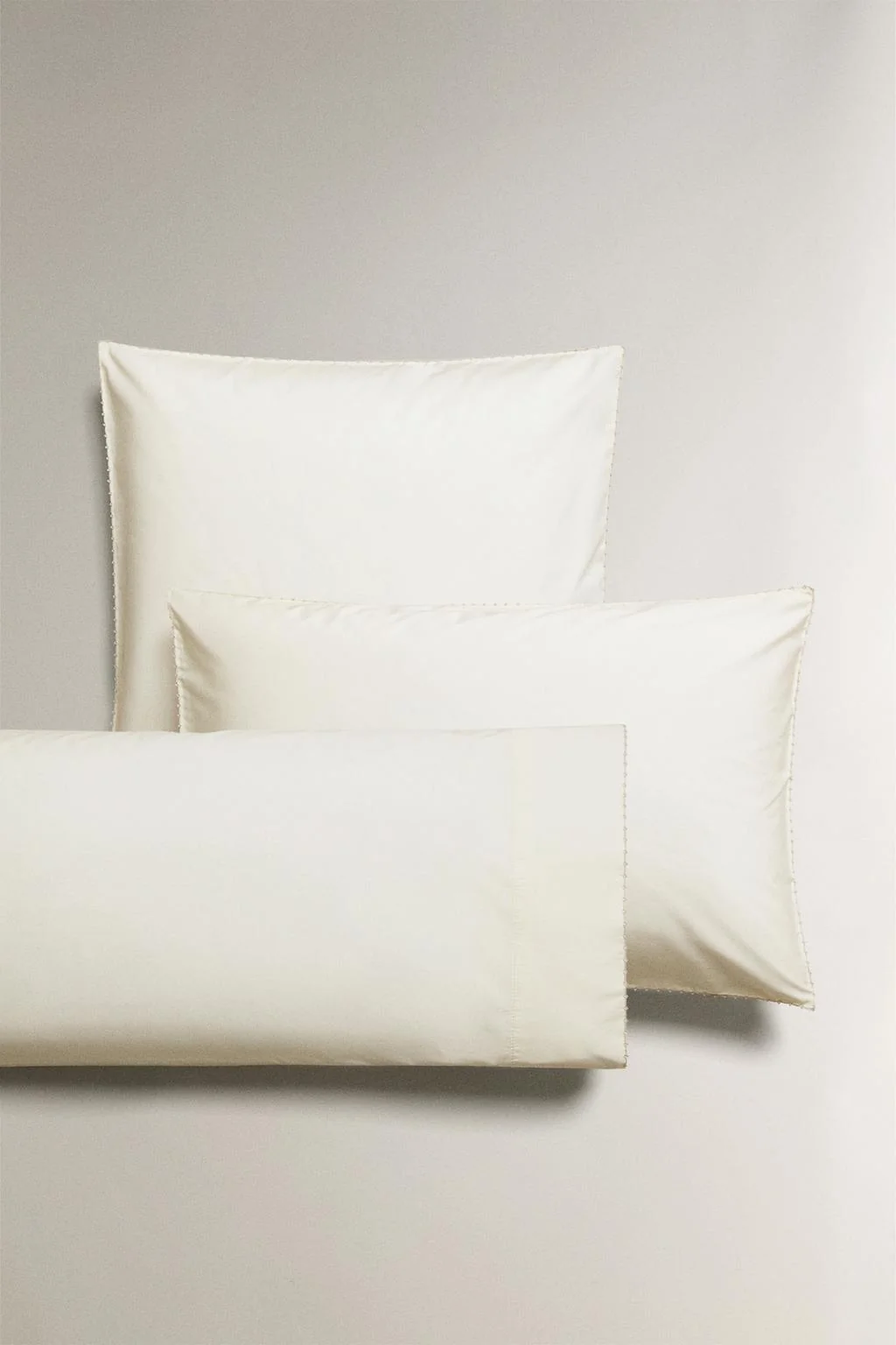 Детская наволочка с вышивкой по краю — Покрывала под подушки | подушки