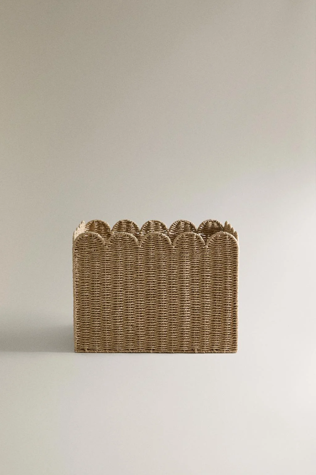 Большая корзина с волнистым краем — Корзины