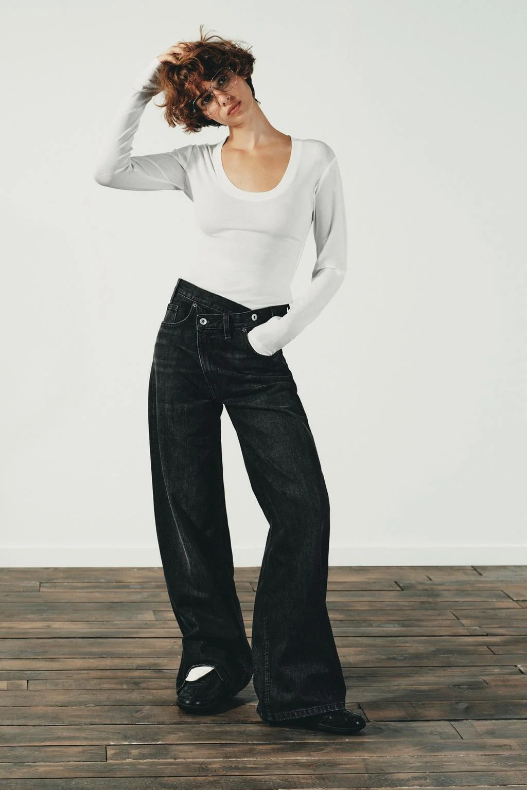 TRF WIDE-LEG CROSSED WAIST HIGH-WAIST JEANS