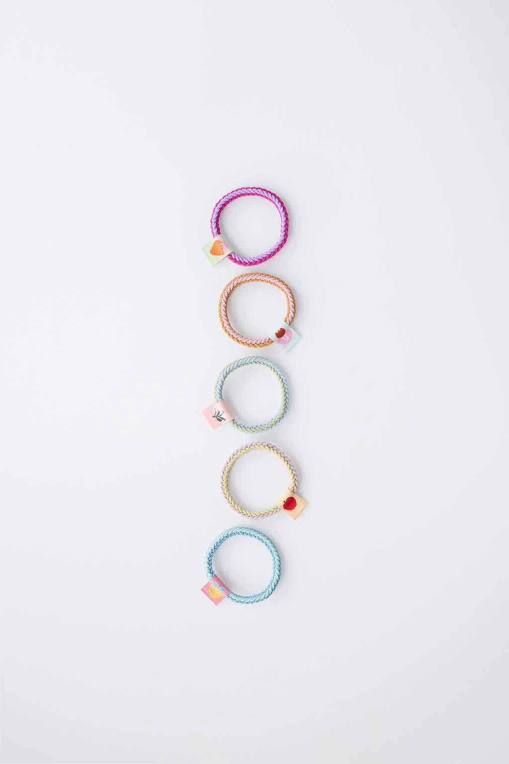 Набор из 5 резинок для волос с лейблом