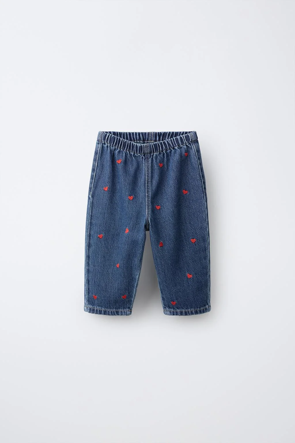 Джинсы baggy с вышитым сердцем