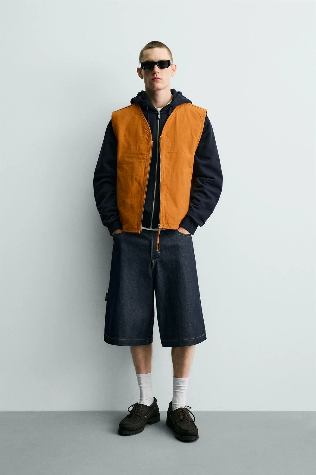 RELAXED FIT DENIM SHORTS