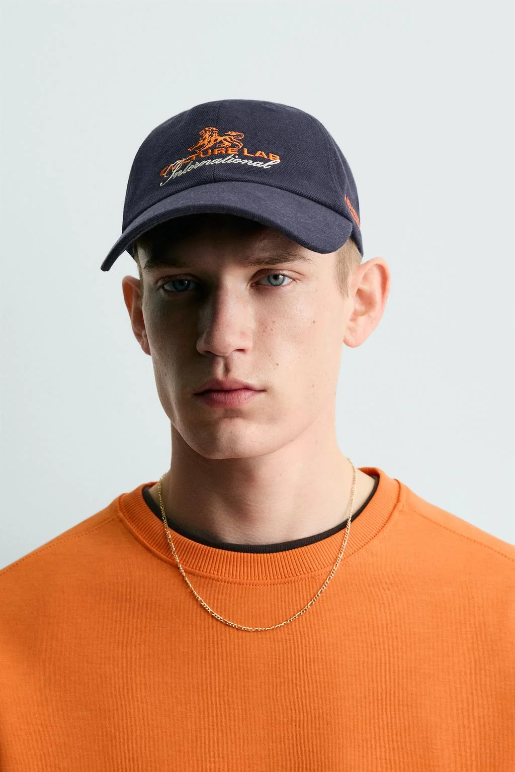 EMBROIDERED SLOGAN CAP