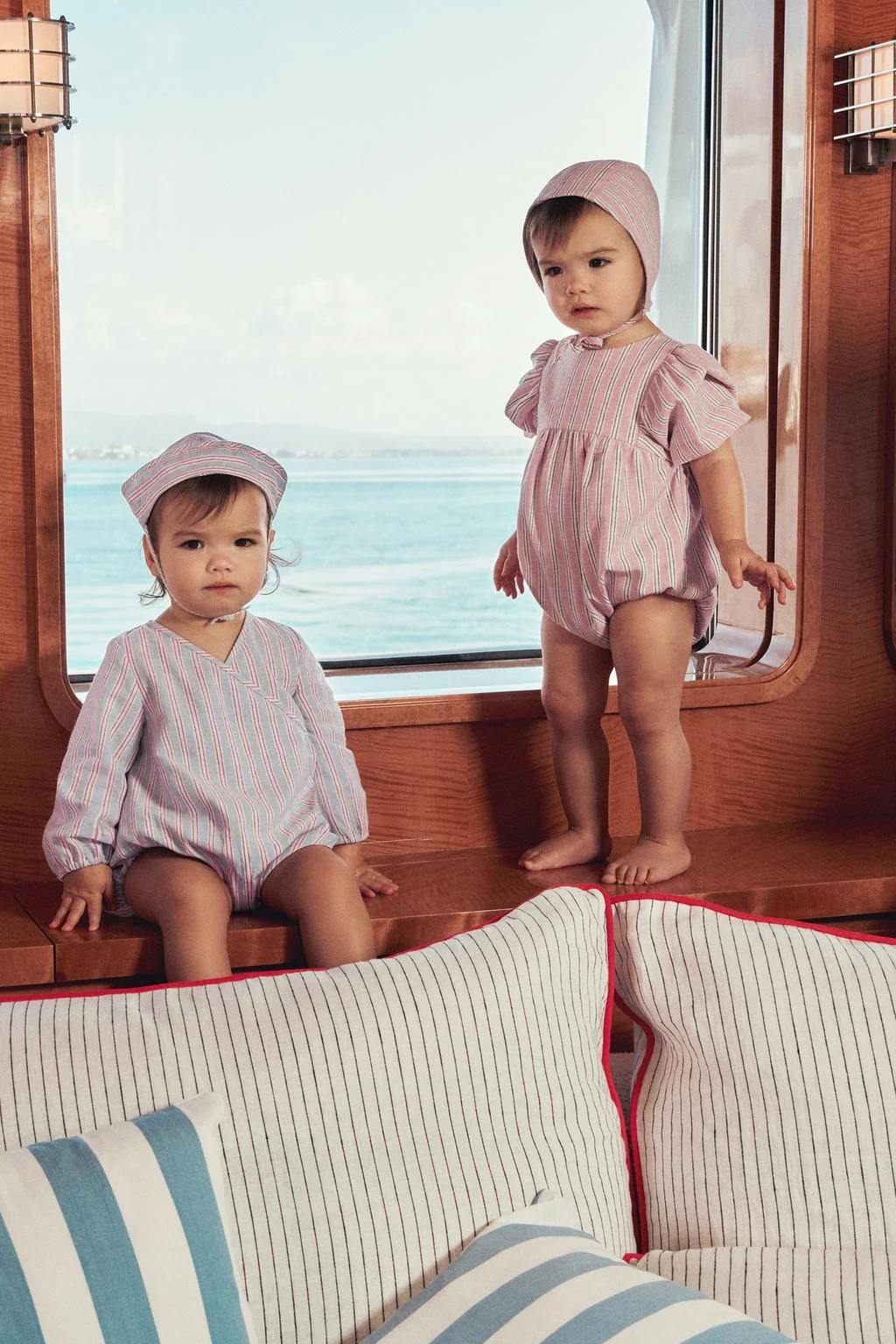 ZARA TIMELESS - полосатая кепка — Концепции