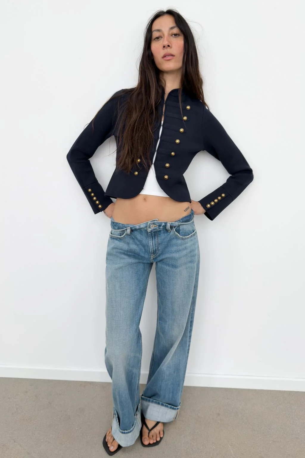 BUTTONED KNIT CARDIGAN