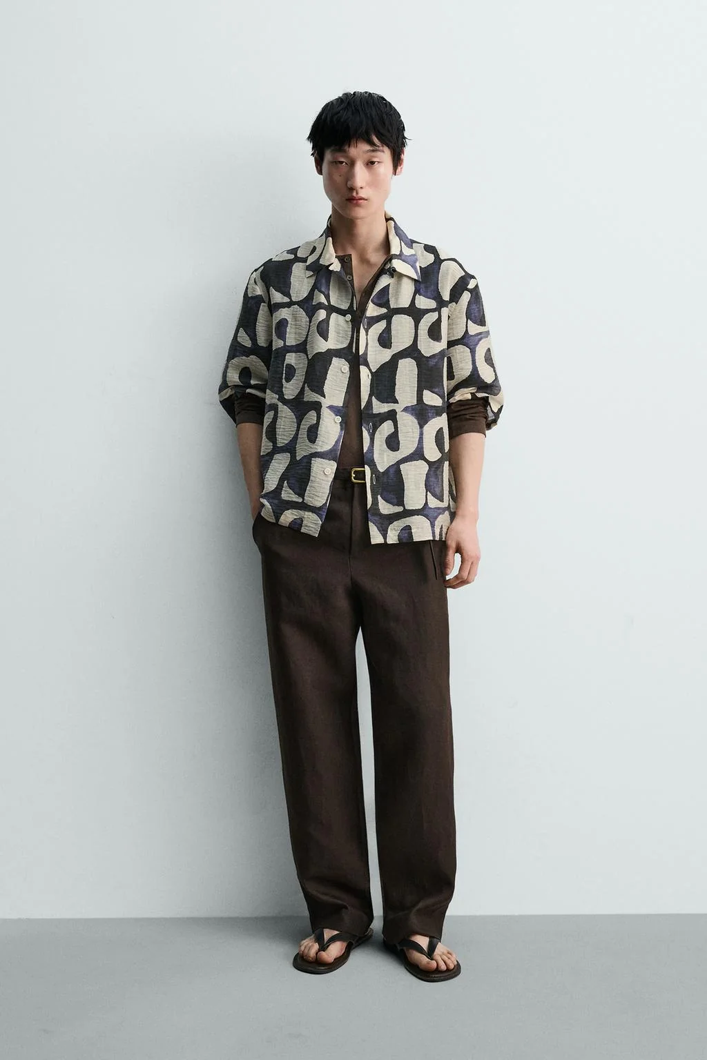 GEOMETRIC PRINT SHIRT