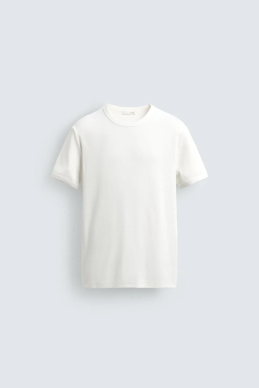REGULAR FIT T-SHIRT