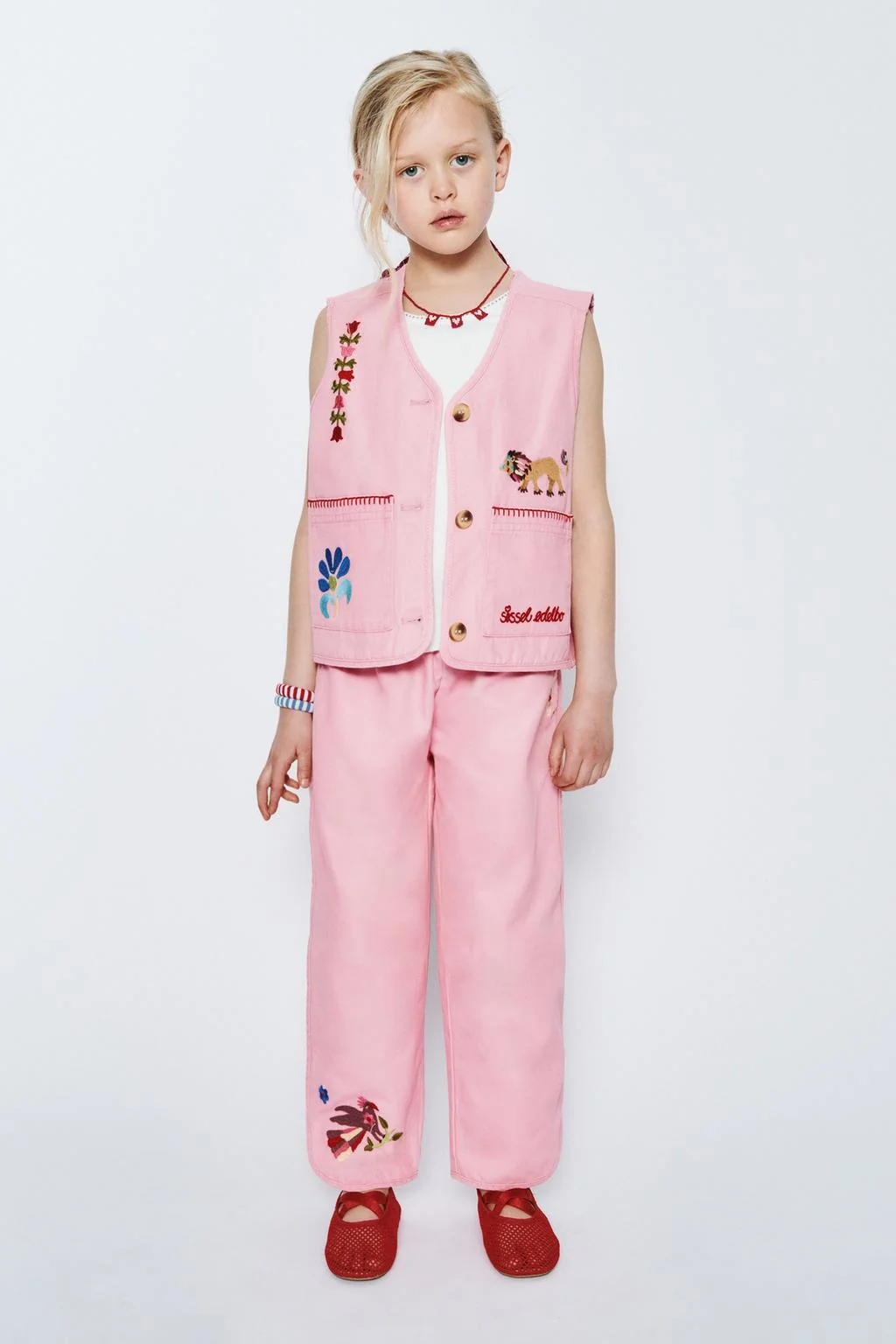 Вышитый жилет sissel edelbo x zara kids — Малыши