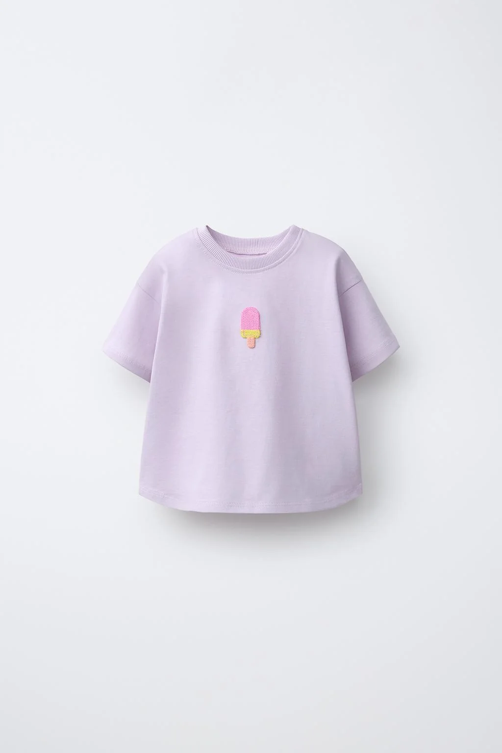 CROCHET PATCH T-SHIRT