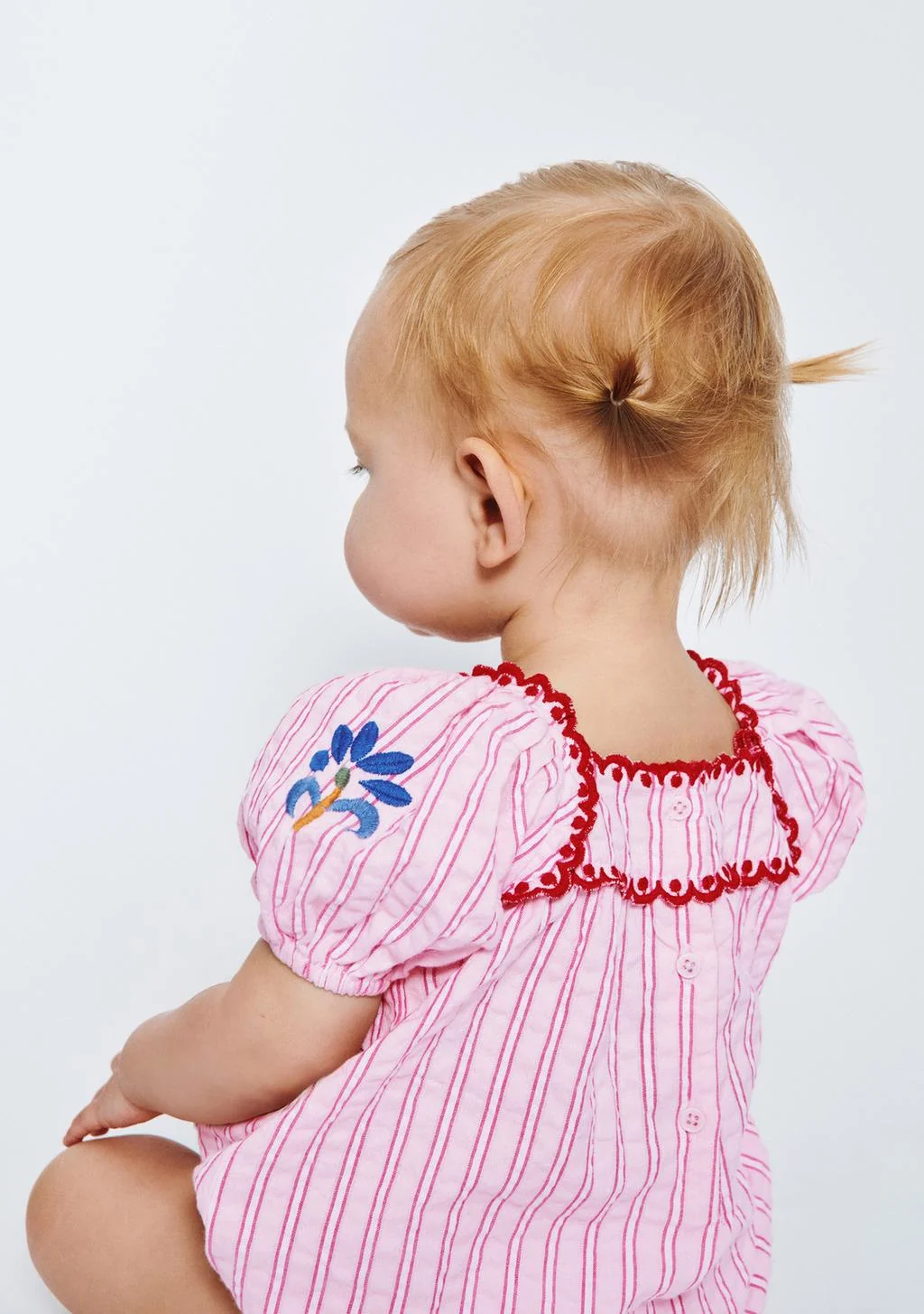 Полосатый и вышитый комбинезон sissel edelbo x zara kids