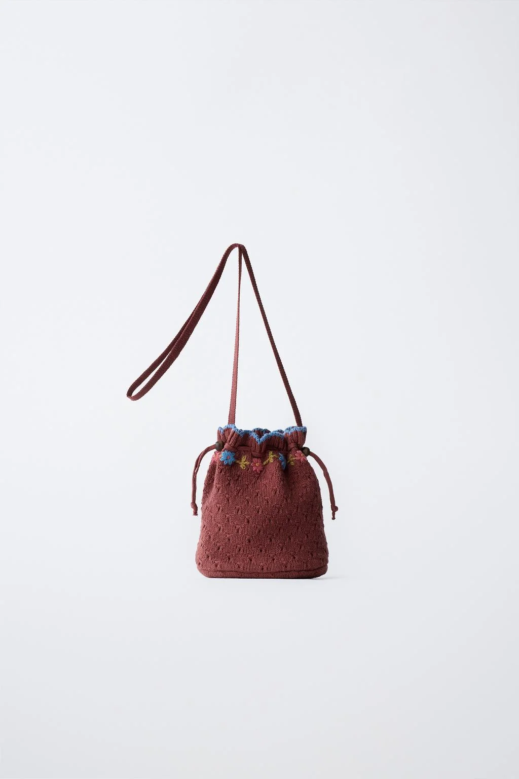 KNITTED CROSSBODY BAG WITH EMBROIDERED FLOWERS