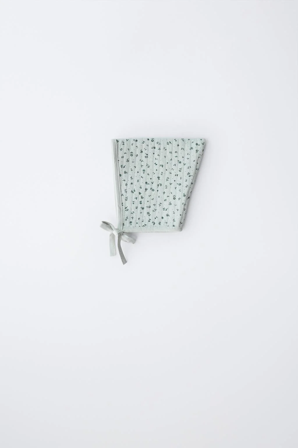 Паддедный цветочный чепчик — Аксессуары