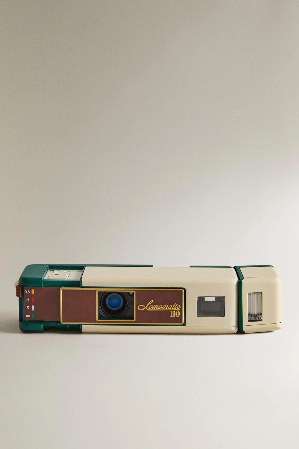 Камера Lomography Lomomatic 110