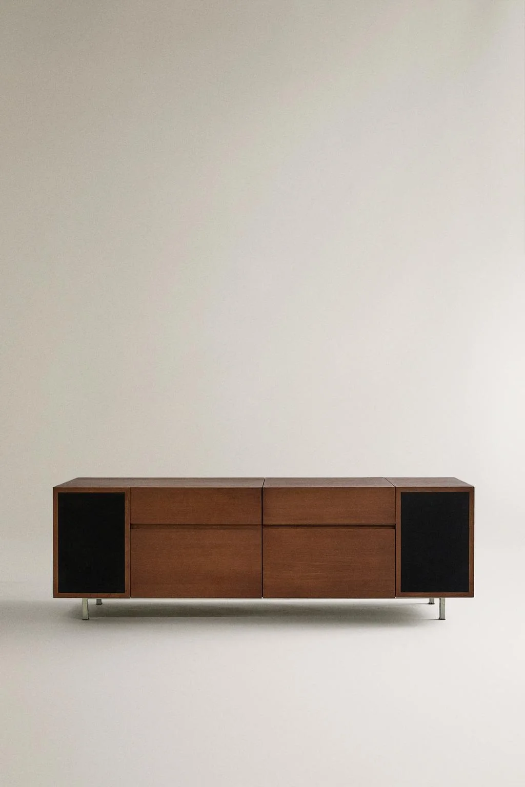 Дубовый шкаф для хранения — Музыка | Фотография | Спорт | Игры