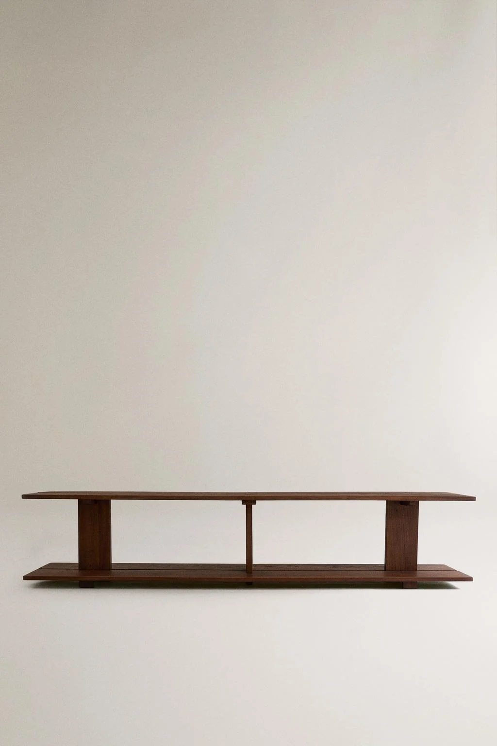 Модуль для хранения из вяза с двумя полками