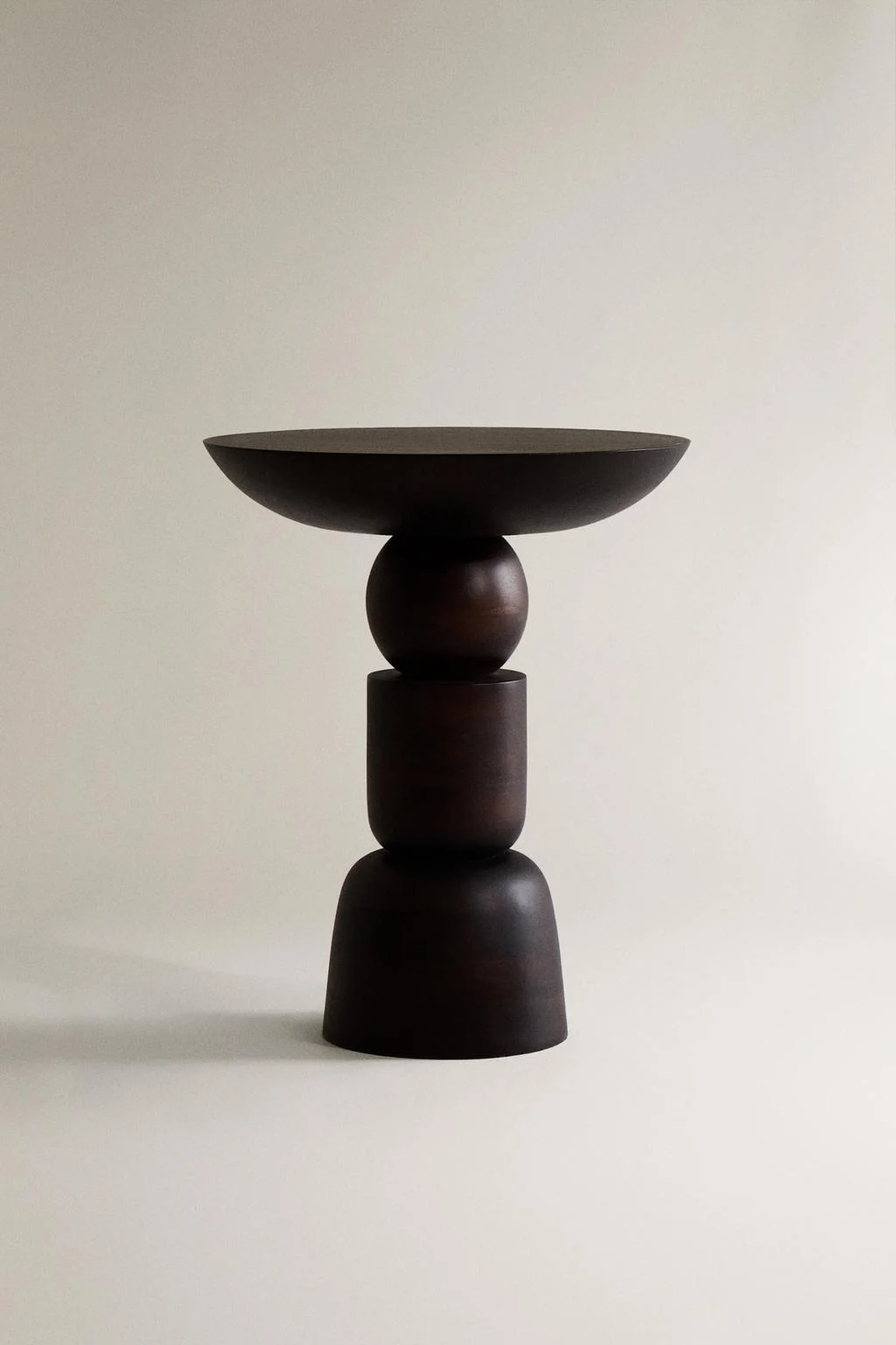 Деревянный журнальный столик — Мебель для спальни