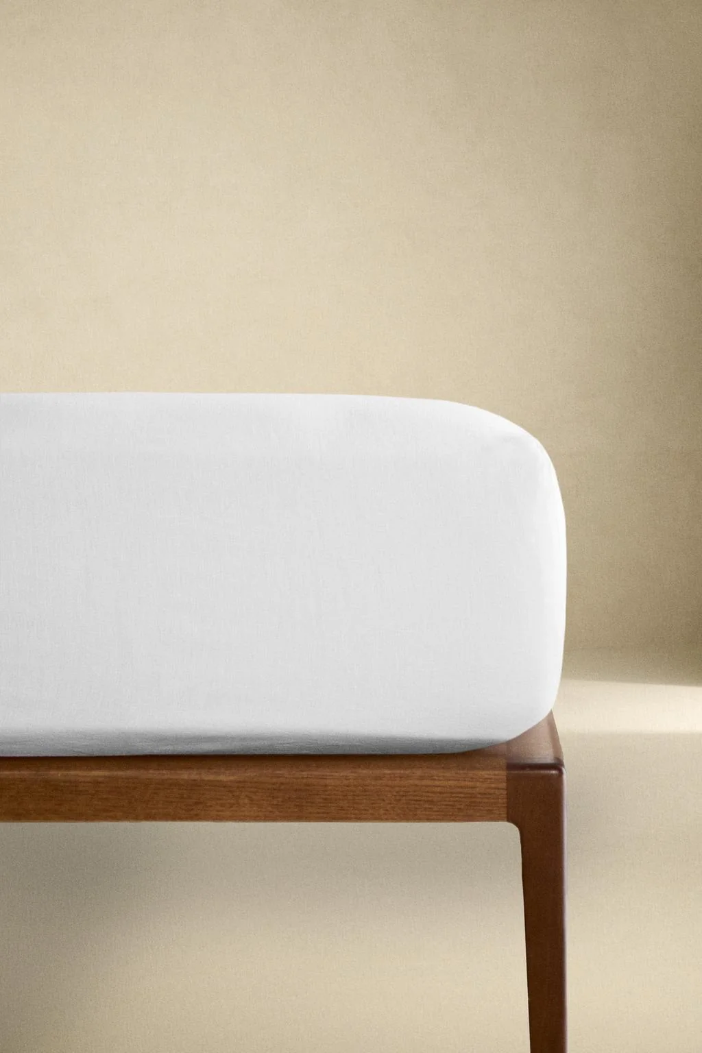 Простыня на резинке из льна | 30 см высота (235 г/м²)