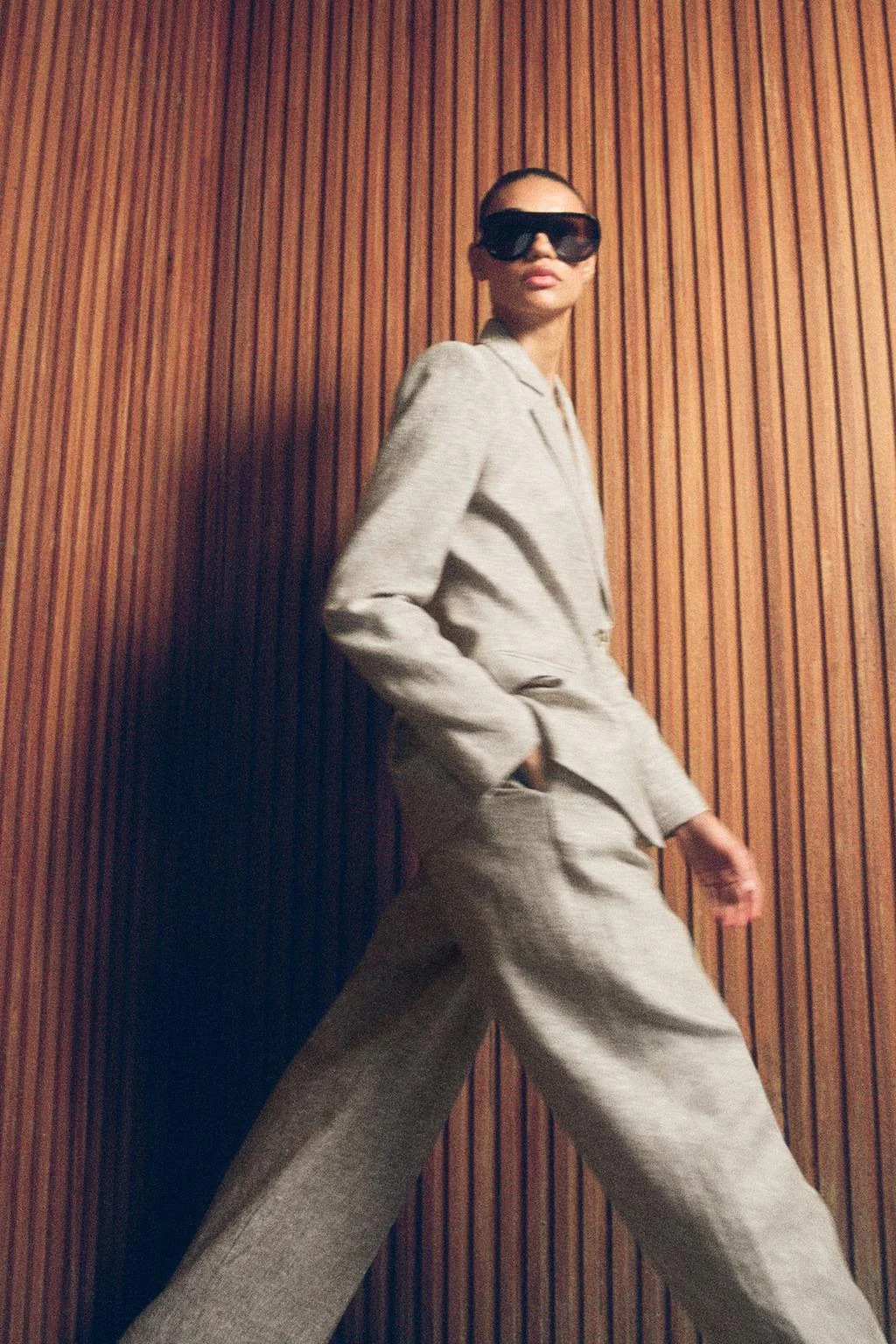 Прямые брюки из 100% льна — Пиджаки