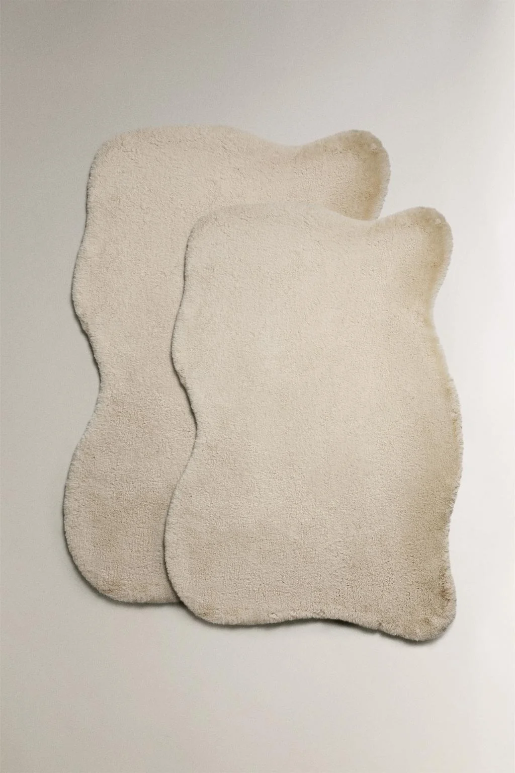 Неровный ковер из искусственного меха — Плоские ковры