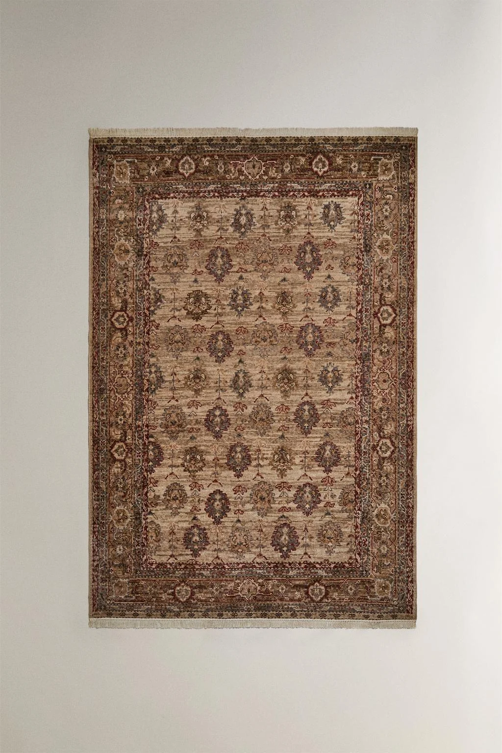 Шерстяной ковер с геометрическим принтом — Ковры