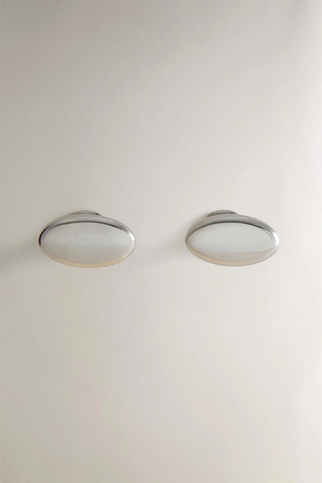 Набор из 2 овальных металлических дверных ручек — Кнопки