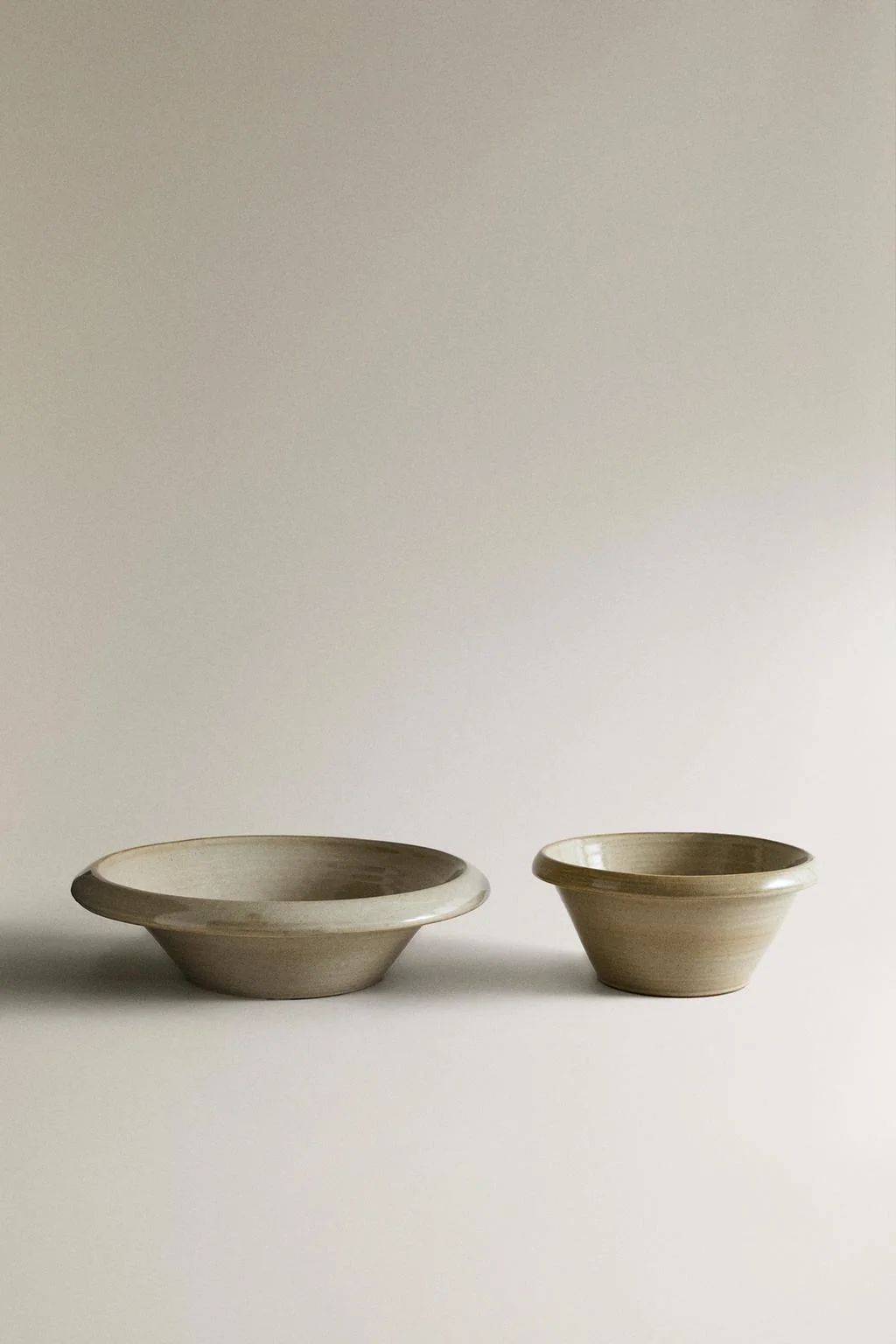 Круглая салатница из терракоты — Тарелки