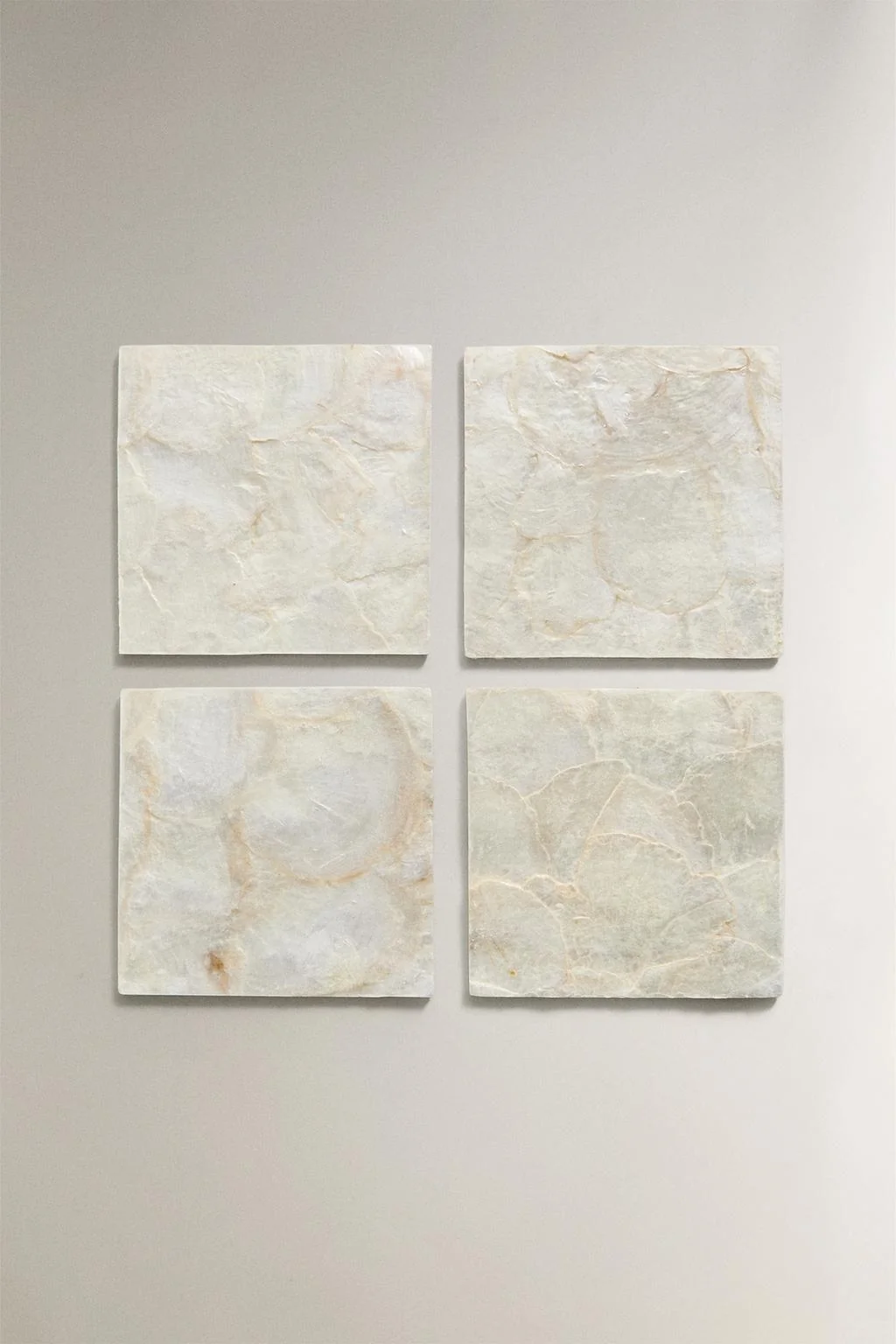 Набор подставок под стаканы из перламутра (набор из 4)