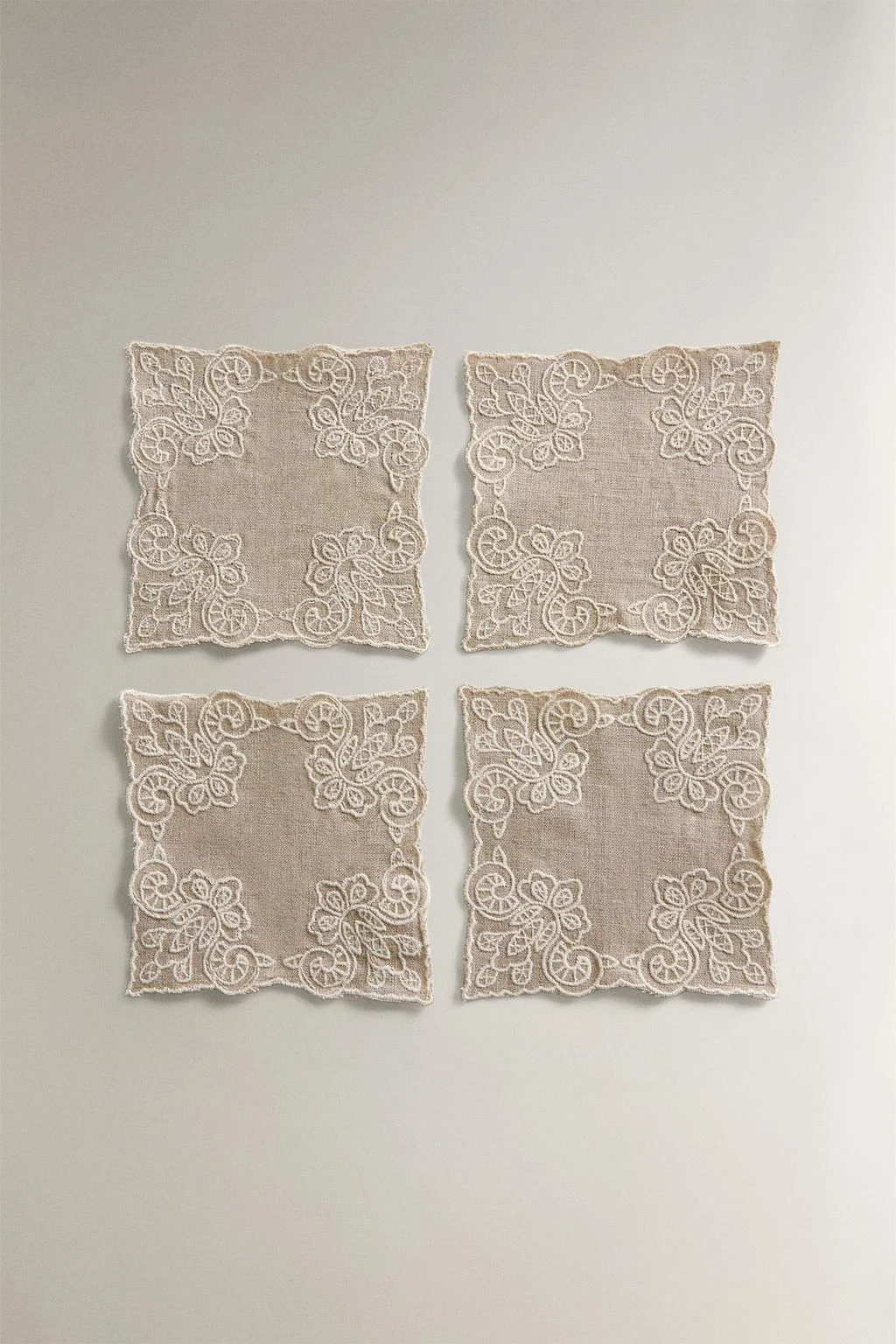 Набор льняных подставок под стаканы (набор из 4)