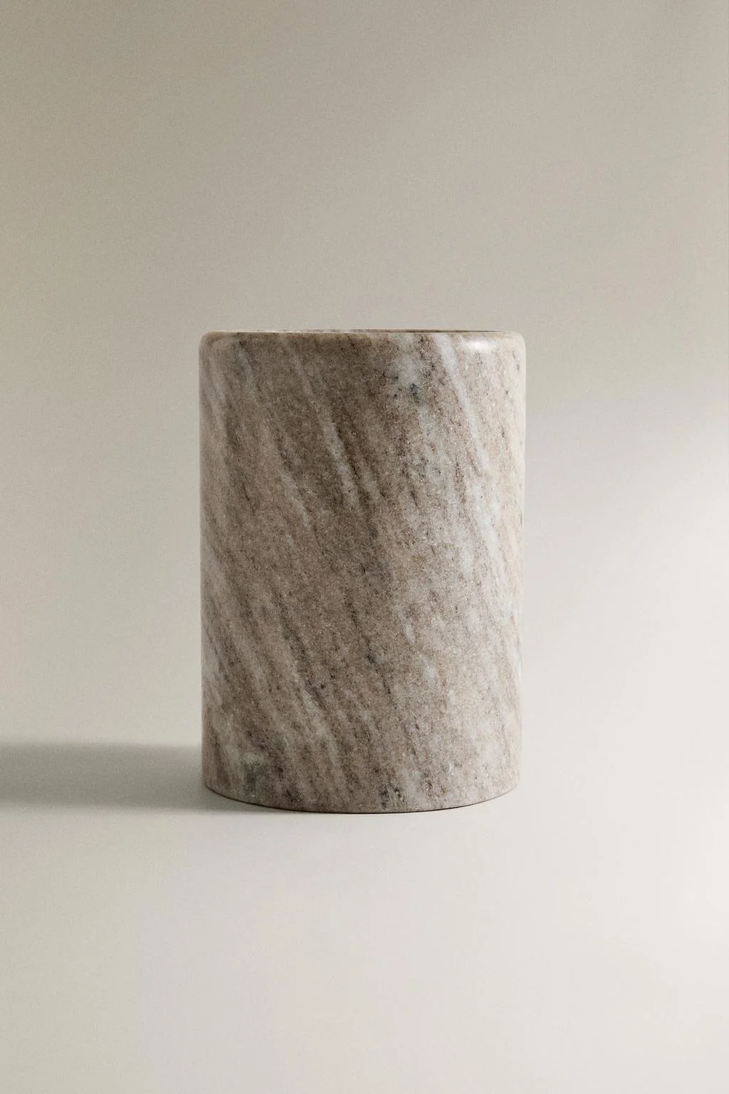 Мраморная ваза для столовых приборов — Футырки