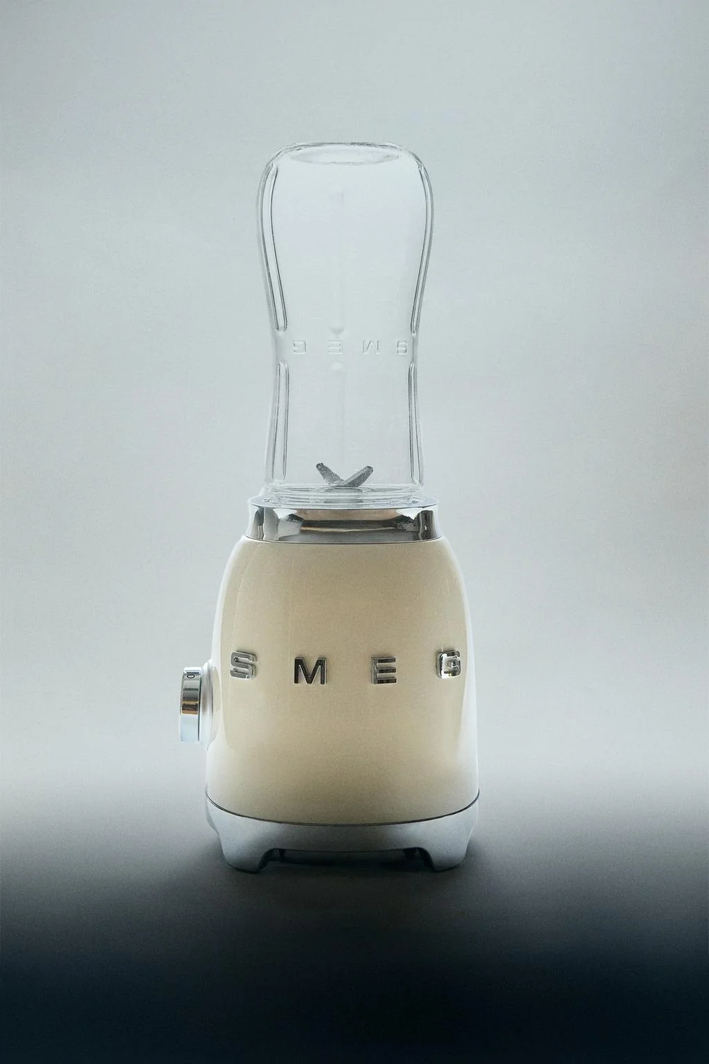 Блендер Smeg