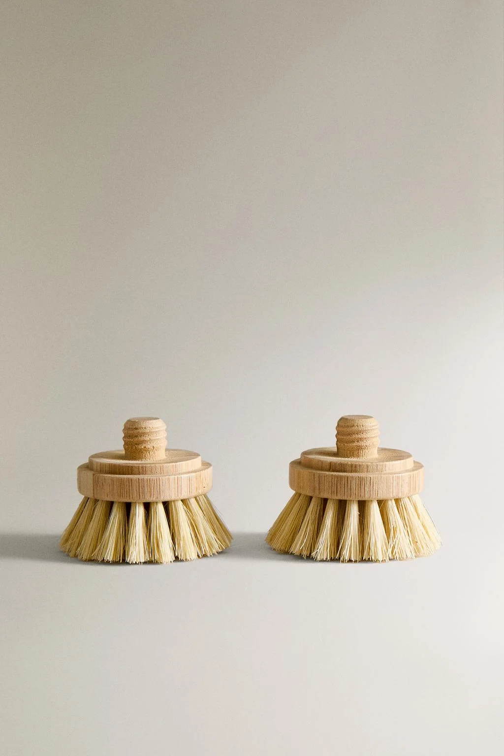 Заменяемые щетинки (набор из 2) — Чистка