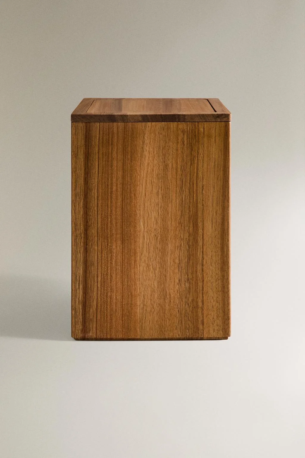 Большая квадратная деревянная ванная корзина — Мусорные корзины и шторки для душа