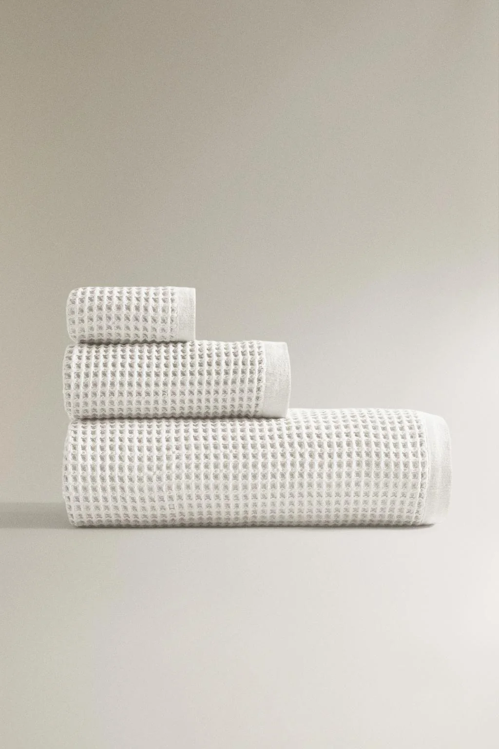 Банное полотенце из хлопка с вафельным плетением