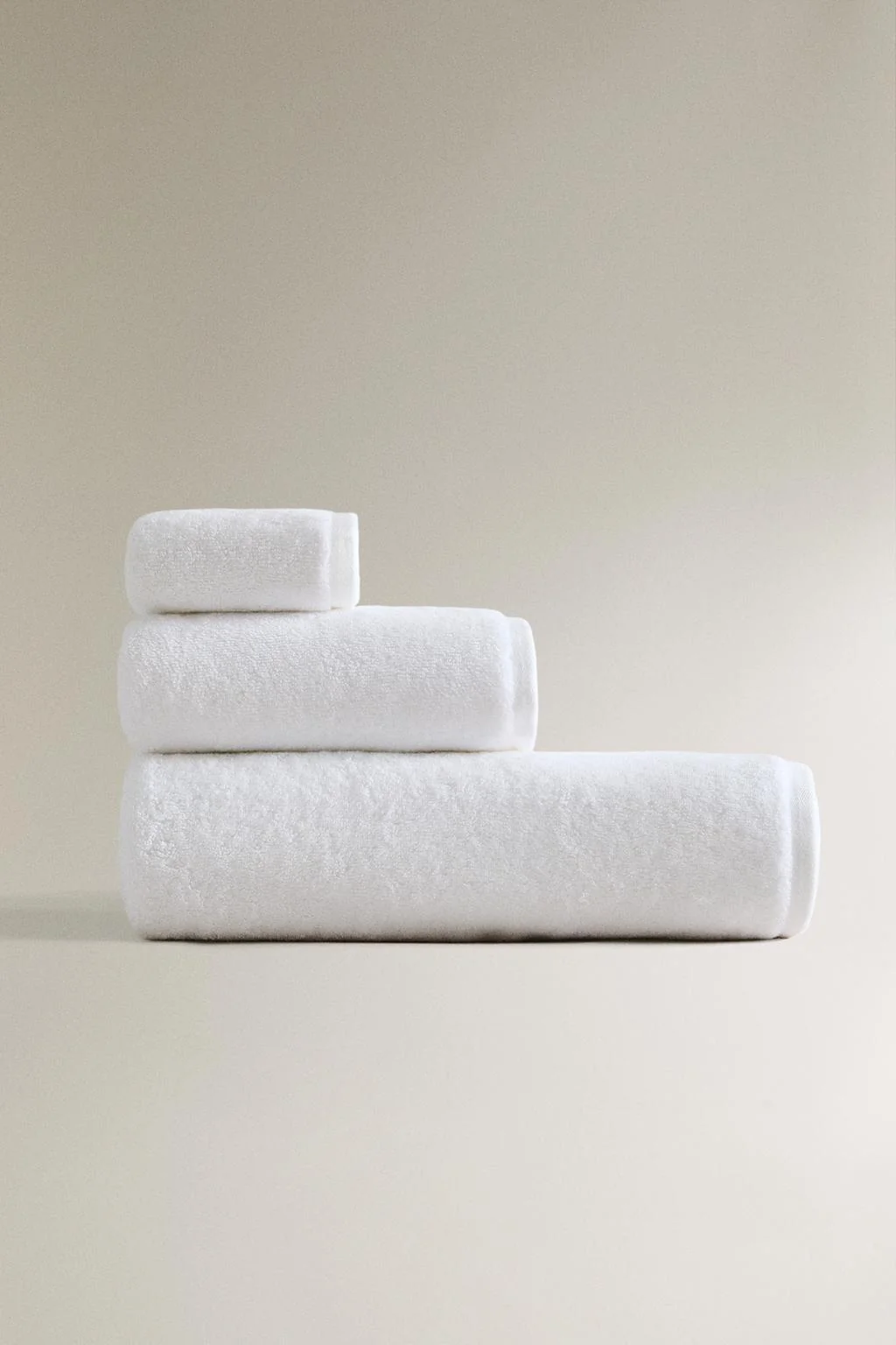 Очень мягкое хлопковое полотенце для ванной (700 г/м²)