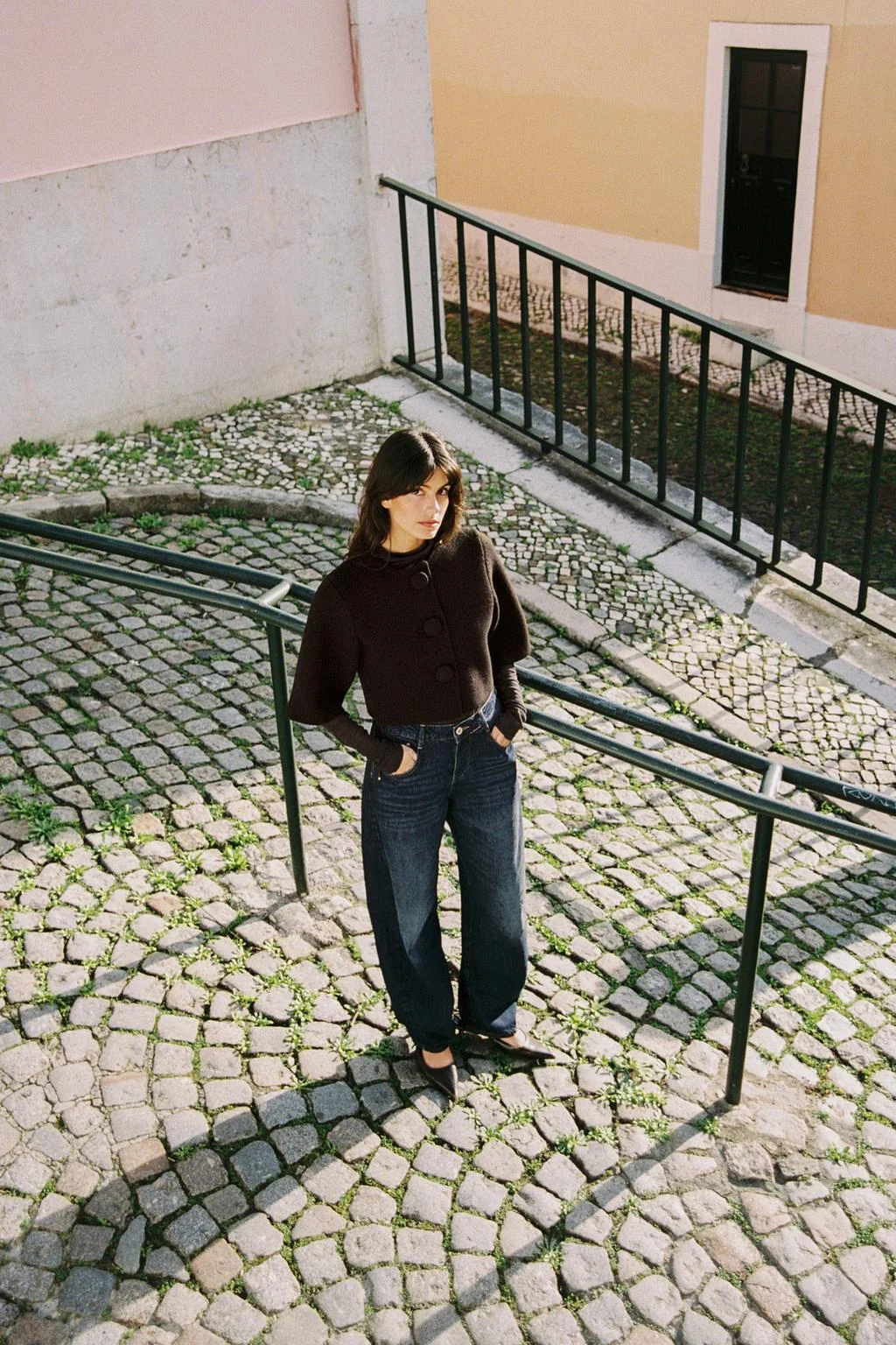 Короткий трикотажный кардиган