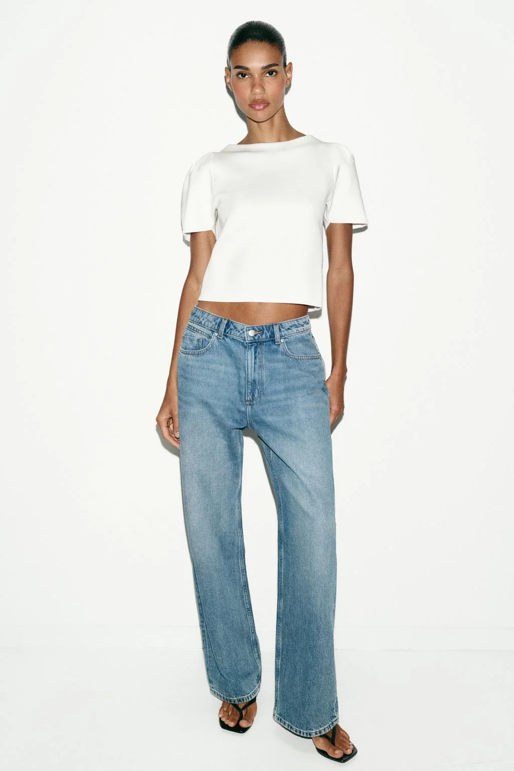 Топ трикотажный с пышными рукавами