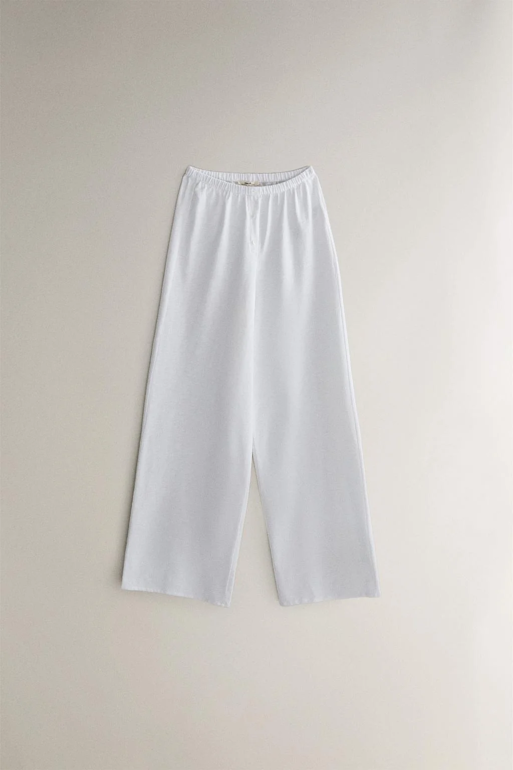 Хлопковые брюки — Носки и пижамы