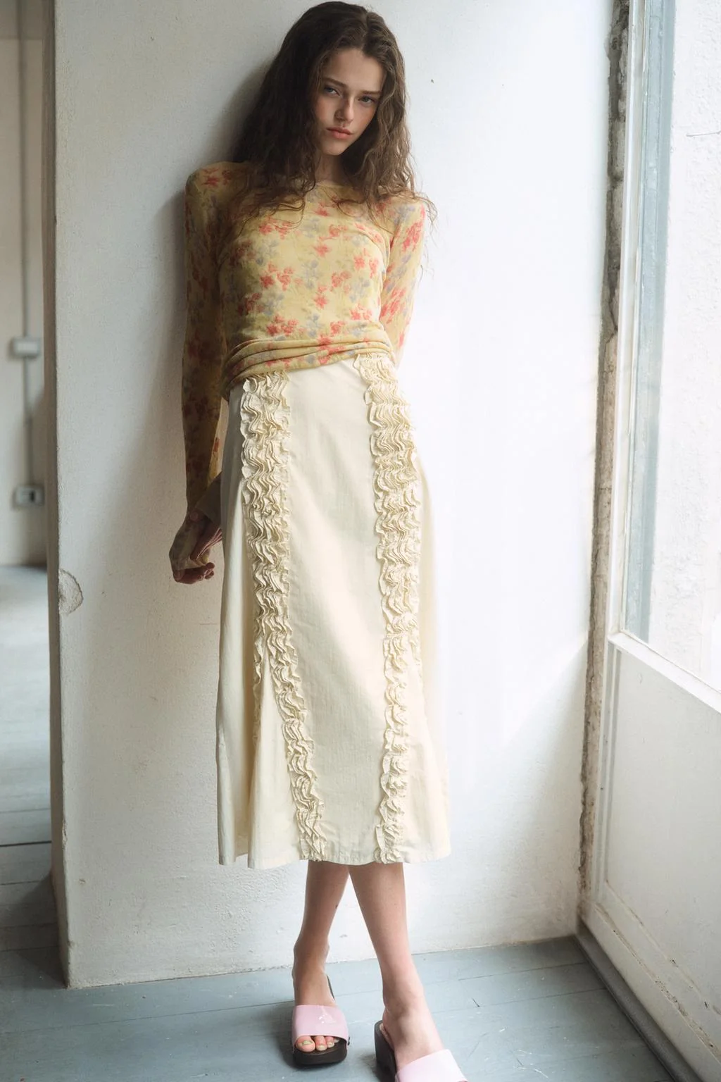 Трикотажный топ из тонкой пряжи с цветочным принтом