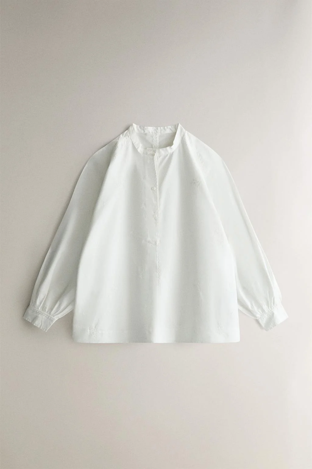 Вышитая хлопковая рубашка