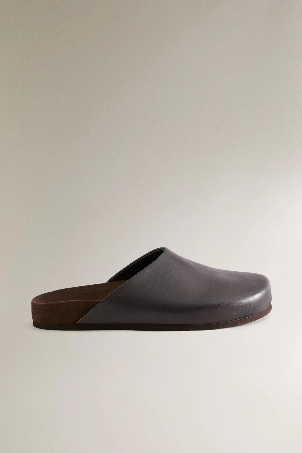 Минималистичные кожаные сабо