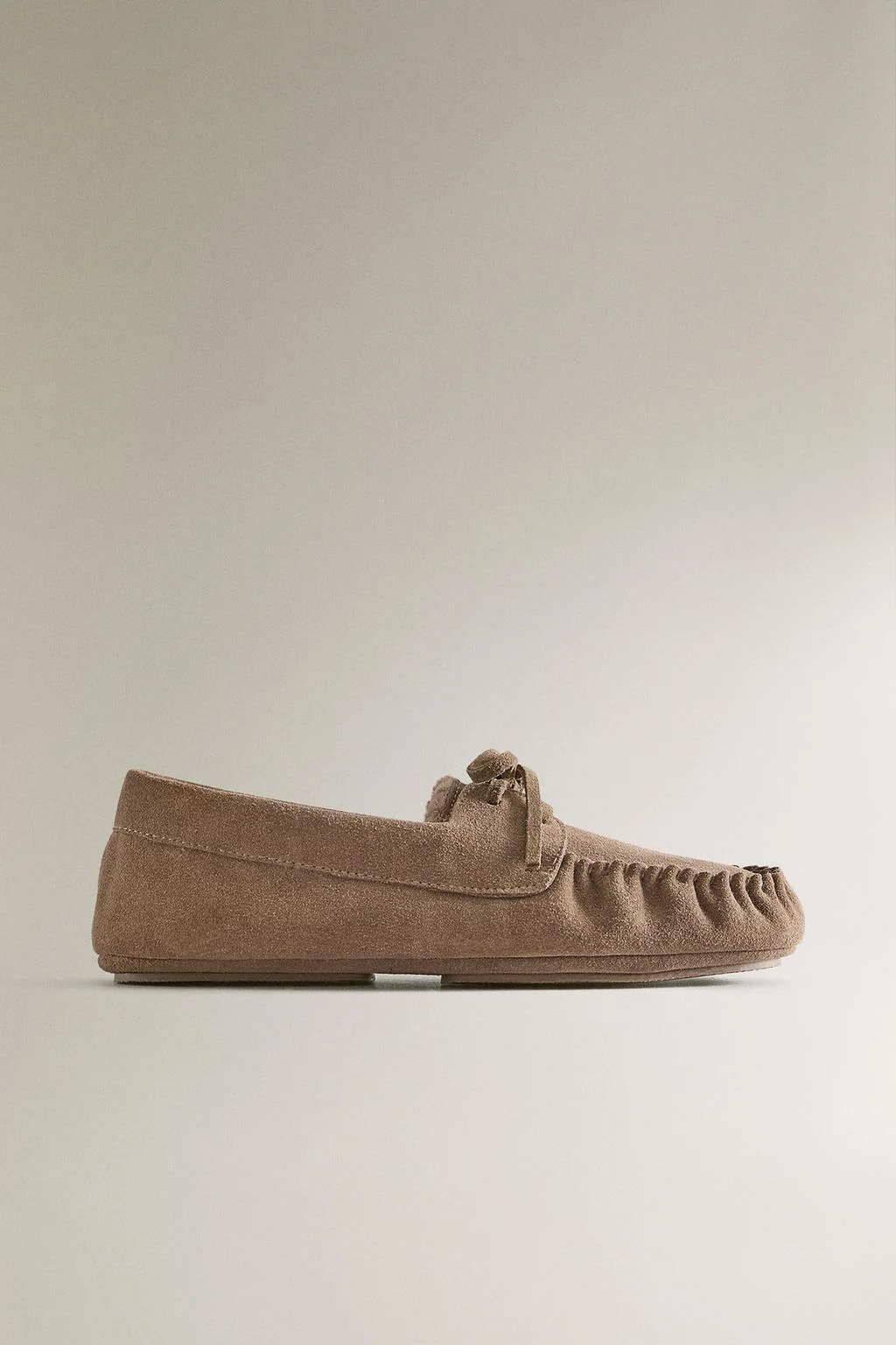 Тёплые кожаные лоферы — Обувь для дома